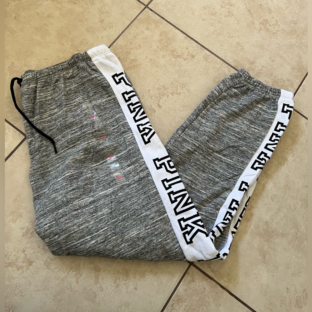 PINK Victoria’s Secret gray classic sweatpants